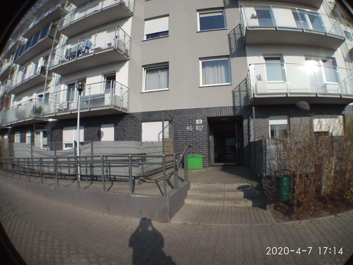 1090 Smialego 38 - Tanie W Apartamencie - Samodzielne Zameldowanie - Self Check In *