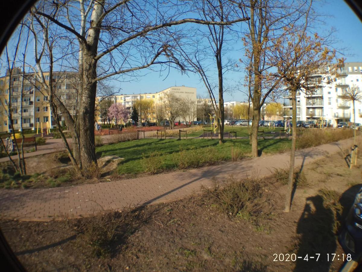 1090 Smialego 38 - Tanie W Apartamencie - Samodzielne Zameldowanie - Self Check In Apartment