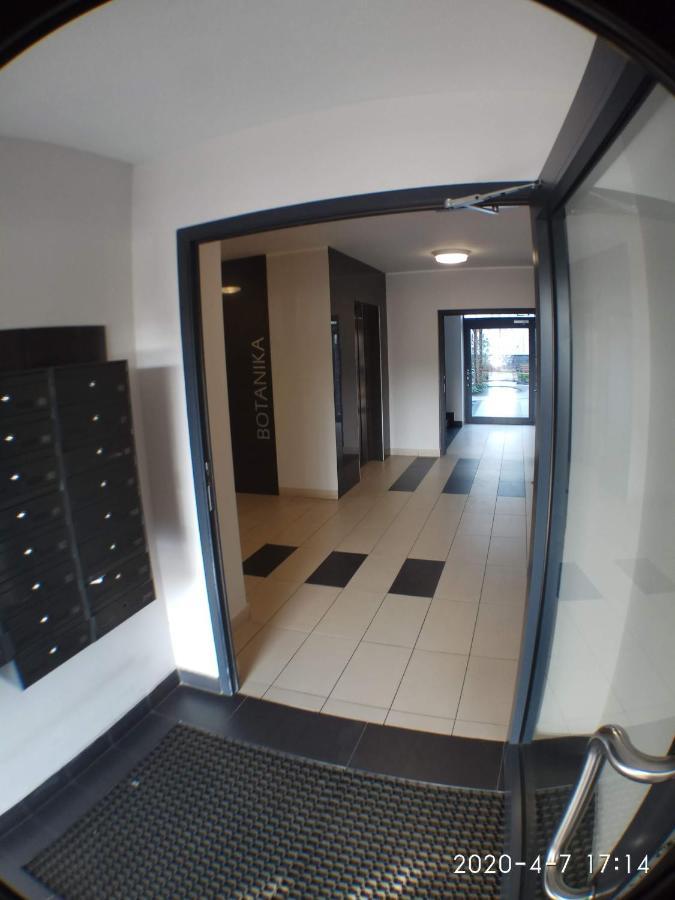 1090 Smialego 38 - Tanie W Apartamencie - Samodzielne Zameldowanie - Self Check In Apartment Poznan